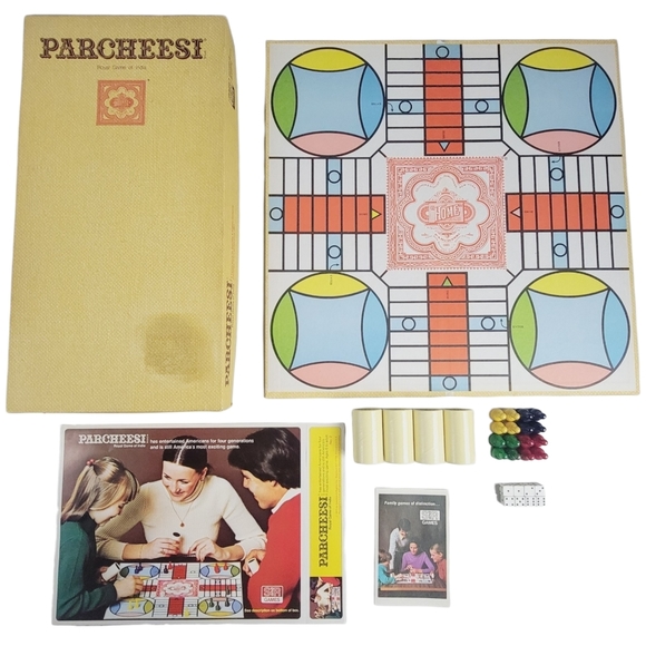 Parcheesi Royal Game of India No. 2 - Selchow & Righter Games 1975 - Picture 1 of 9